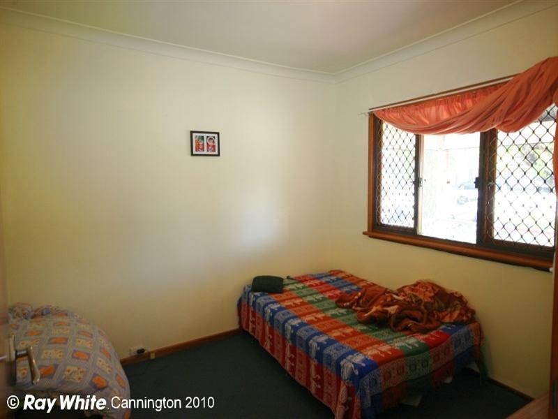 76 Jubilee Street, Beckenham WA 6107