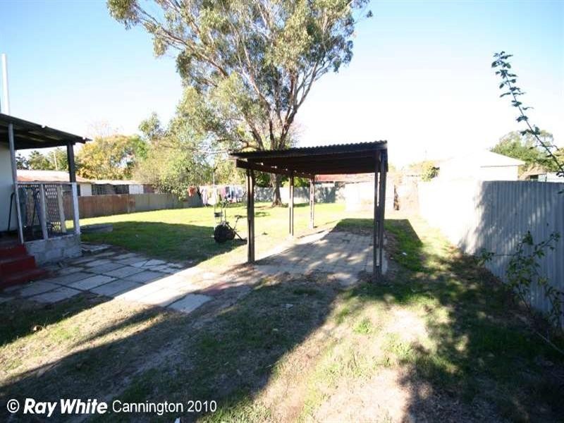 76 Jubilee Street, Beckenham WA 6107