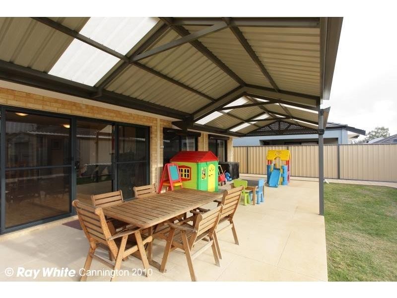 14 Gianatti Ramble, East Cannington WA 6107