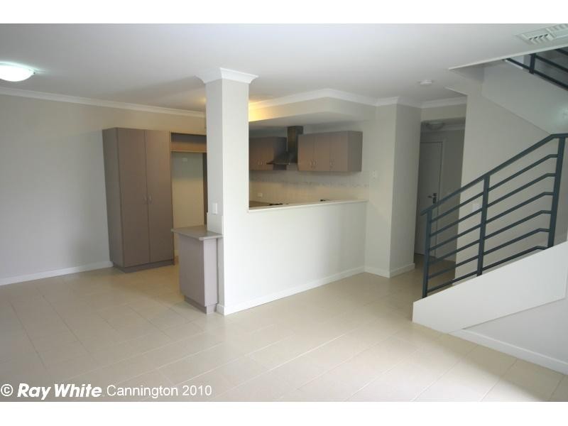 2 Morgan Street, Cannington WA 6107