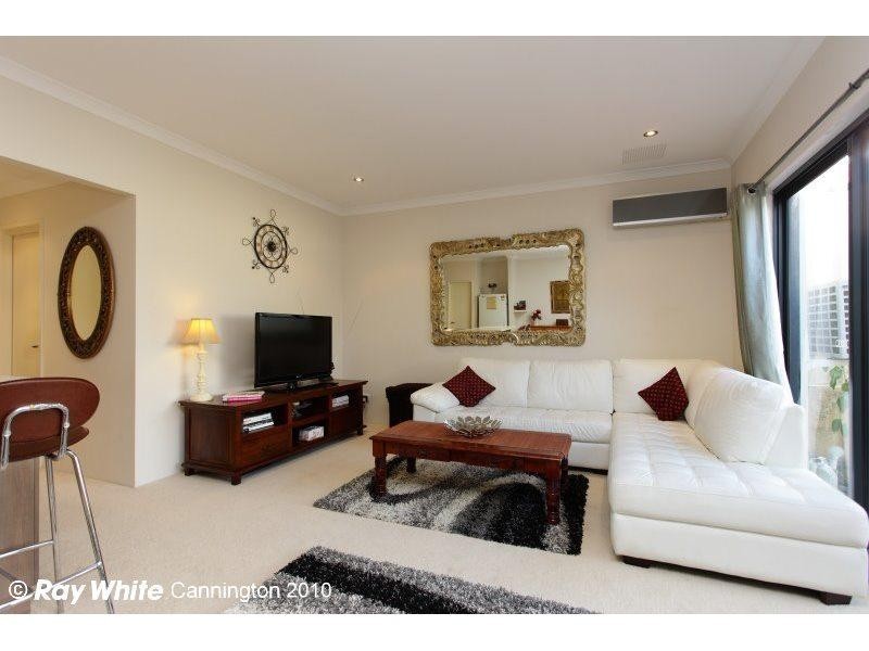 291 George Street, Queens Park WA 6107