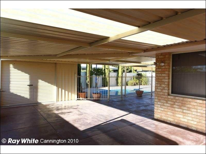 251 Station Street, East Cannington WA 6107