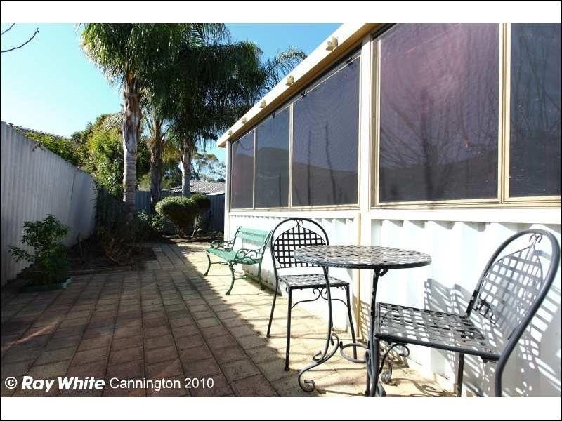 11/9 Manley Street, Cannington WA 6107