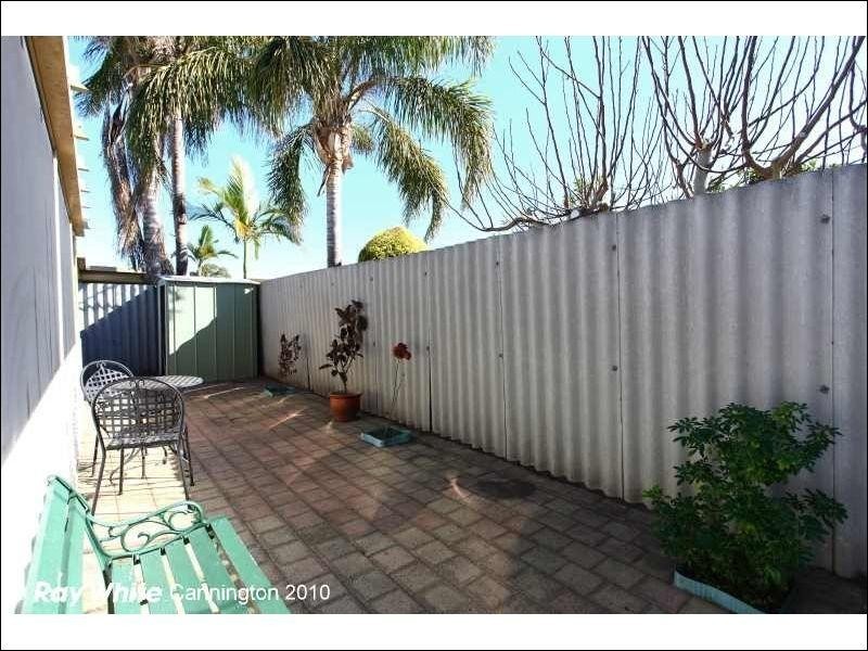 11/9 Manley Street, Cannington WA 6107