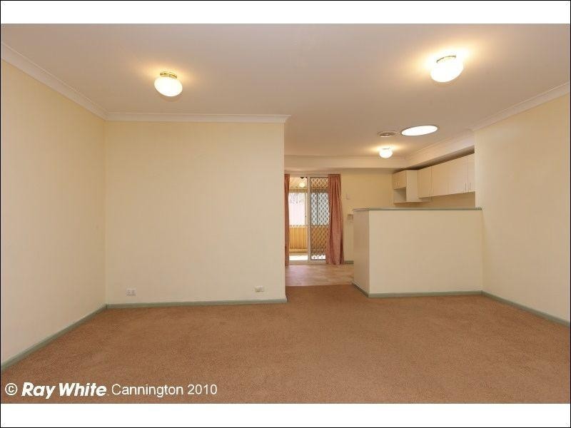 11/9 Manley Street, Cannington WA 6107