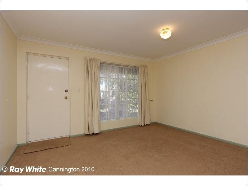 11/9 Manley Street, Cannington WA 6107