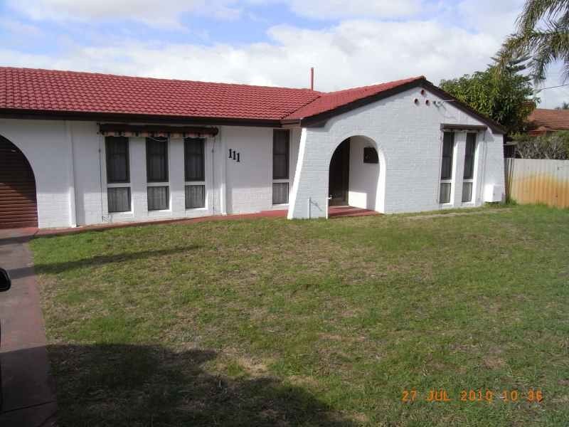 111 Dulwich Street, Beckenham WA 6107