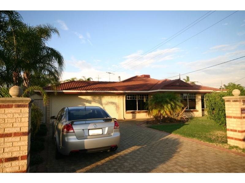 25 Campbell Street, East Cannington WA 6107