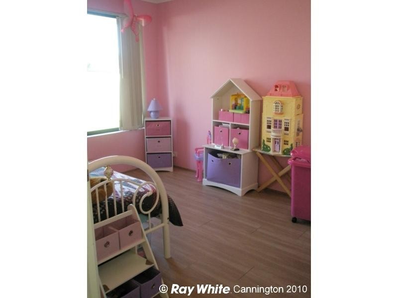 23 Bark Circle, Kenwick WA 6107