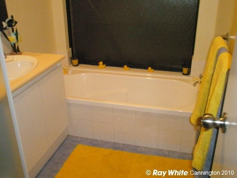 23 Bark Circle, Kenwick WA 6107