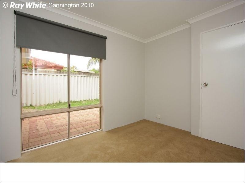 19 Belaring Place, Kenwick WA 6107