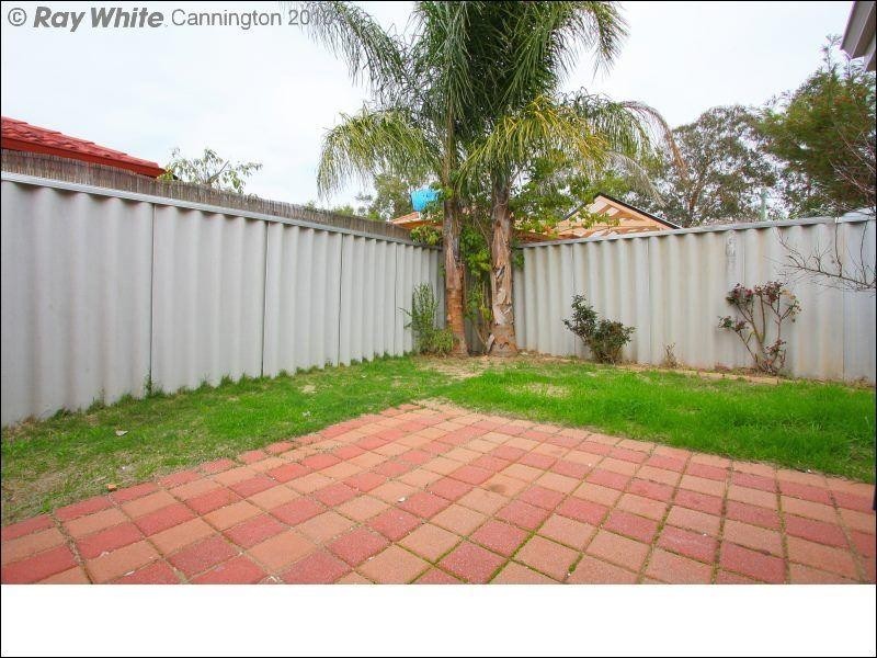 19 Belaring Place, Kenwick WA 6107