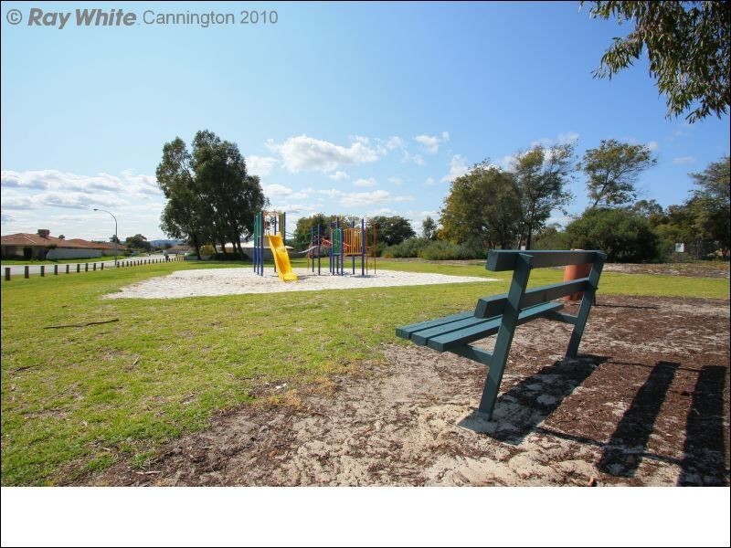 11 Greygum Rise, Kenwick WA 6107