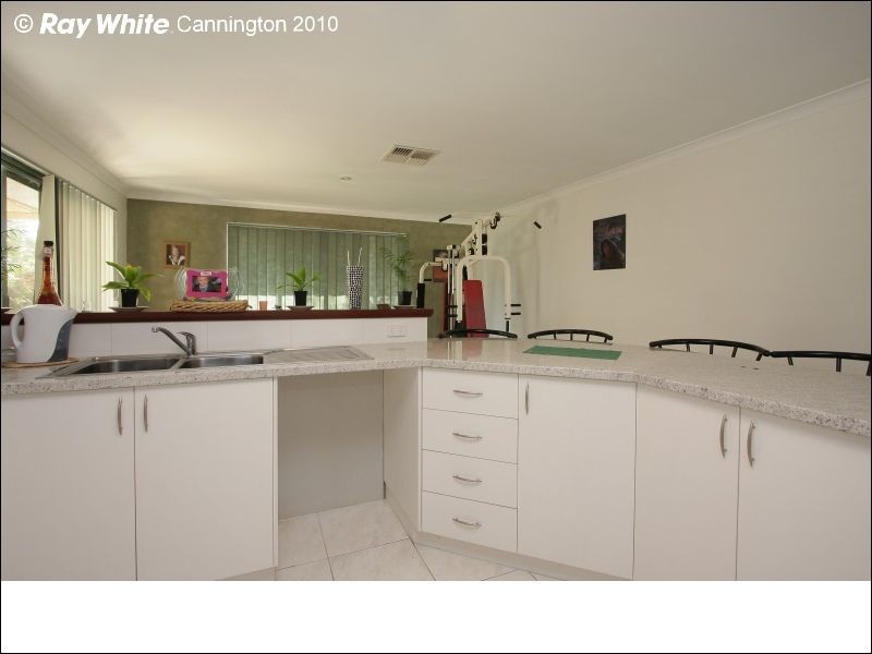 11 Greygum Rise, Kenwick WA 6107