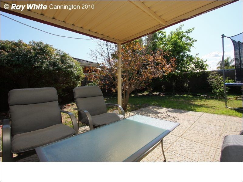 11 Greygum Rise, Kenwick WA 6107