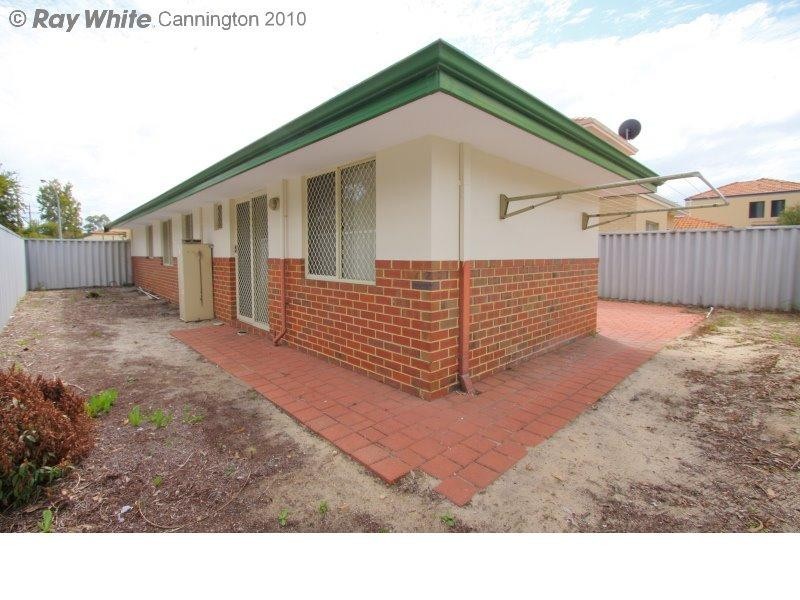 1 Gochean Avenue, Bentley WA 6102