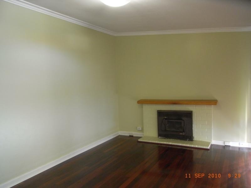 32 Saturn Street, Beckenham WA 6107