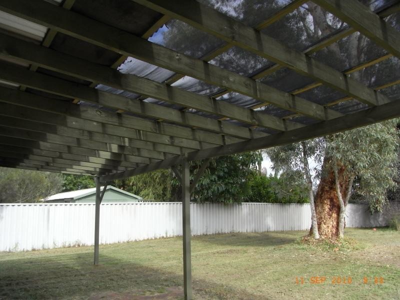 32 Saturn Street, Beckenham WA 6107