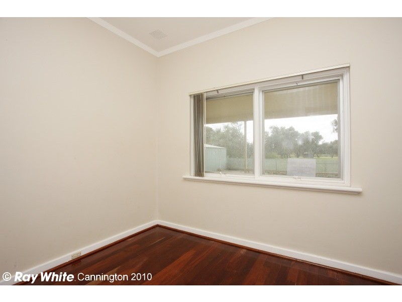 52 Phillip Street, Maddington WA 6109