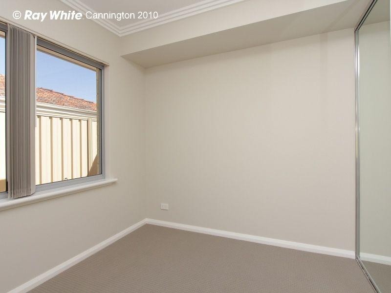 2/36 Grey Street, Cannington WA 6107