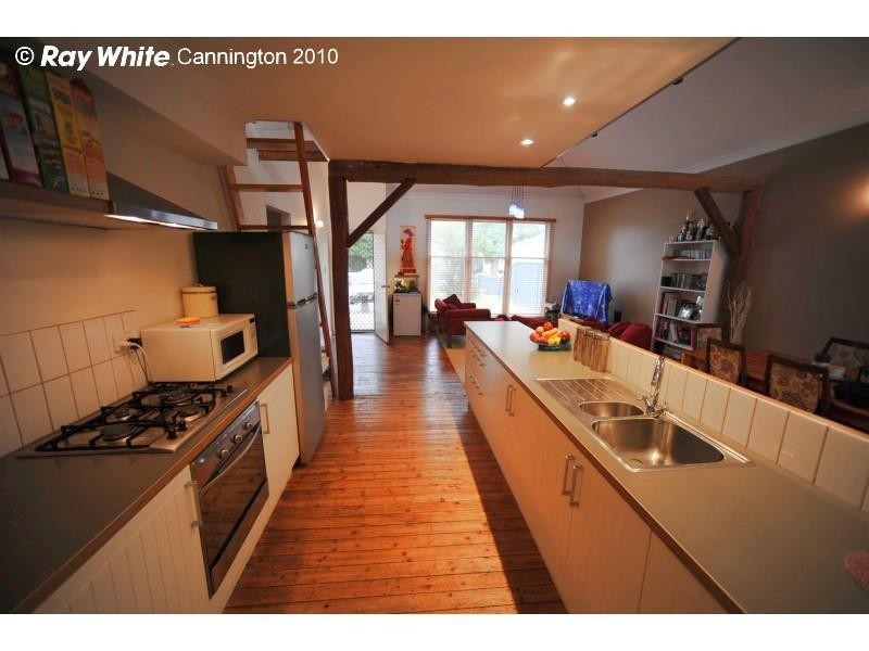 2/32 Cross Street, Queens Park WA 6107