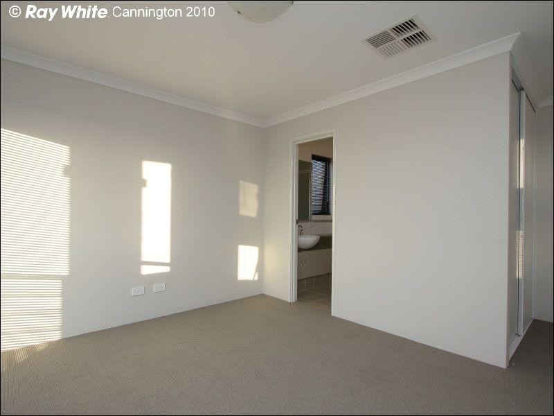 17 Bent Street, Cannington WA 6107