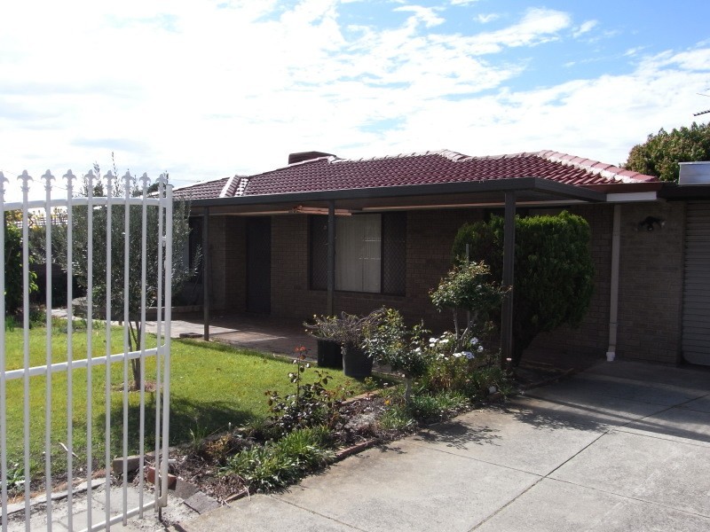 83 Cortis Way, Langford WA 6147