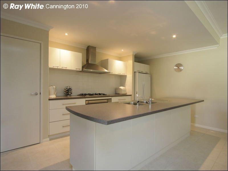 31 Elizabeth Street, East Cannington WA 6107