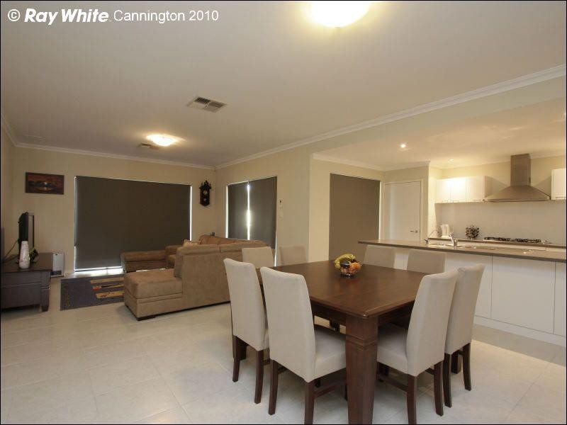 31 Elizabeth Street, East Cannington WA 6107