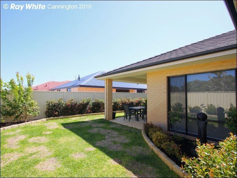 31 Elizabeth Street, East Cannington WA 6107