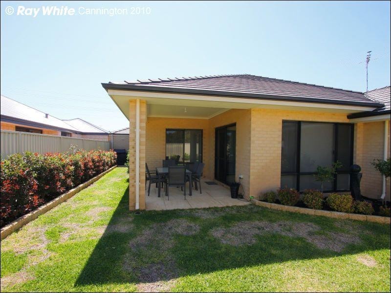 31 Elizabeth Street, East Cannington WA 6107
