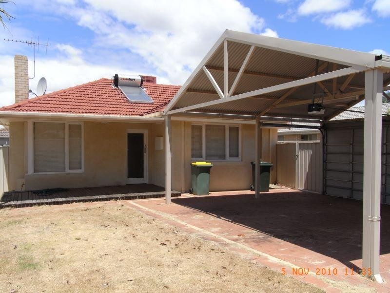 176 Manning Road, Wilson WA 6107