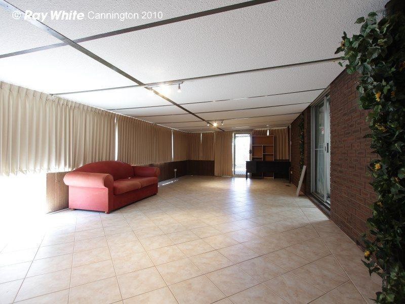 16 Cortis Way, Langford WA 6147