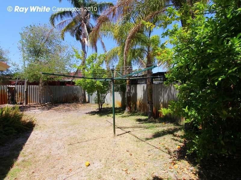 16 Cortis Way, Langford WA 6147