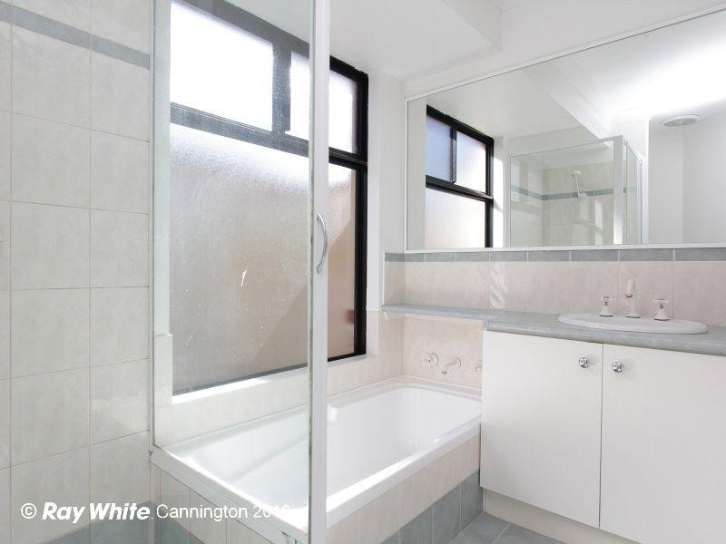 37d Renou Street, Queens Park WA 6107