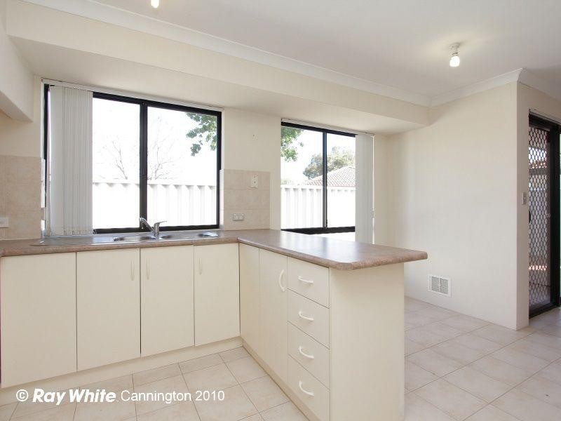 37d Renou Street, Queens Park WA 6107