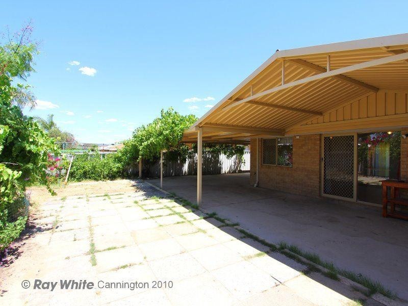 12 Powderbark Bypass, Kenwick WA 6107