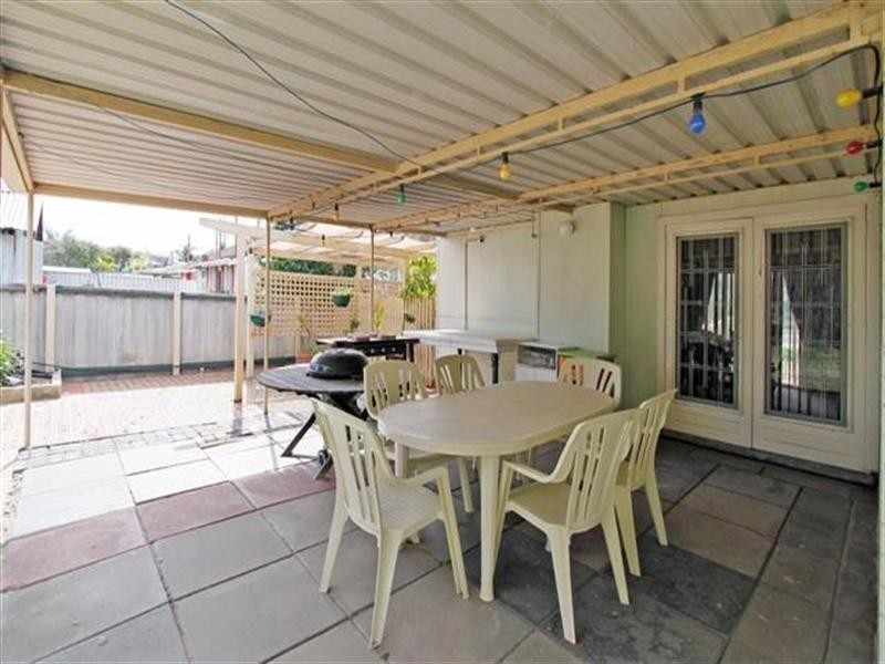 477 Sevenoaks Street, Beckenham WA 6107