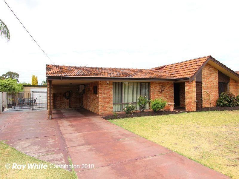17 Blenny Close, Cannington WA 6107
