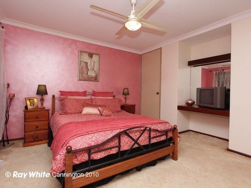 17 Blenny Close, Cannington WA 6107