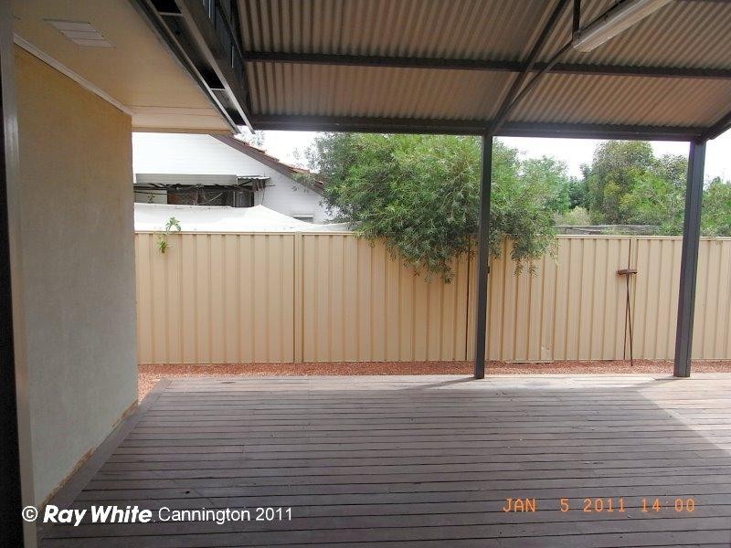 61 Andrews Road, Wilson WA 6107