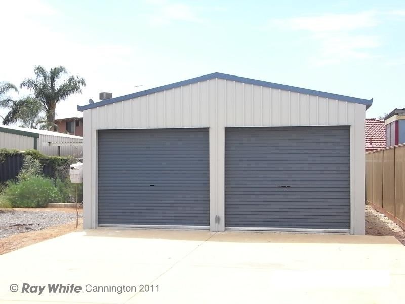 61 Andrews Road, Wilson WA 6107