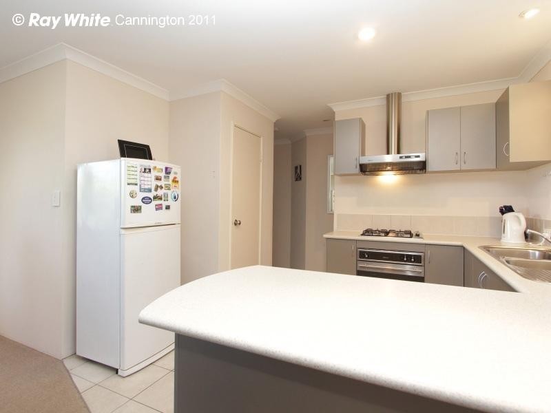 2/6 Gold Court, Maddington WA 6109