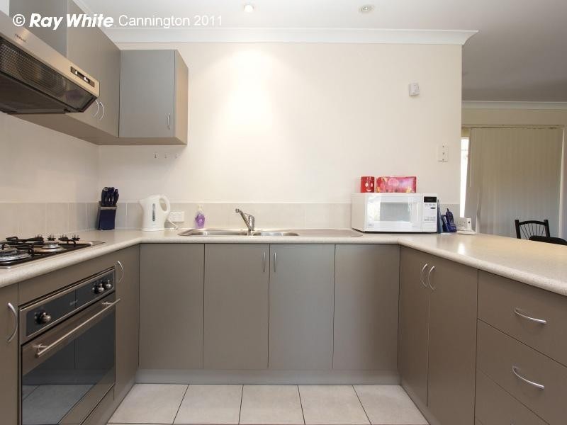 2/6 Gold Court, Maddington WA 6109