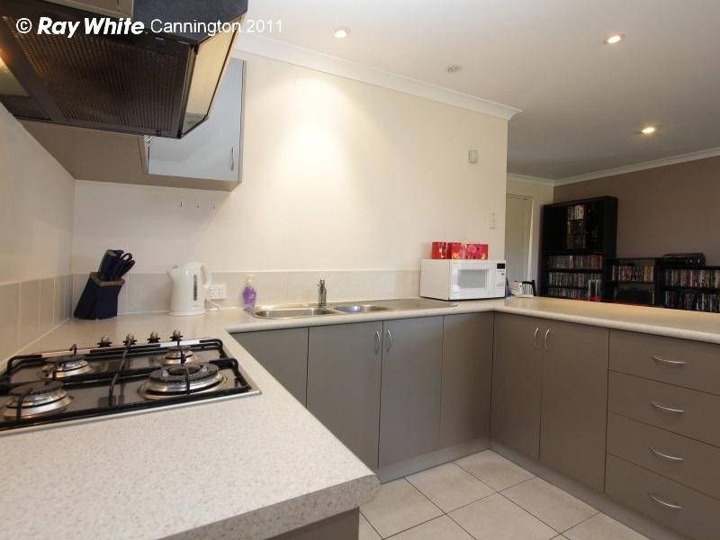 2/6 Gold Court, Maddington WA 6109