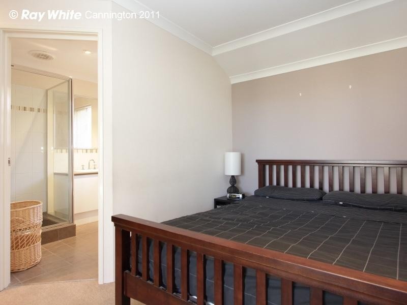 2/6 Gold Court, Maddington WA 6109