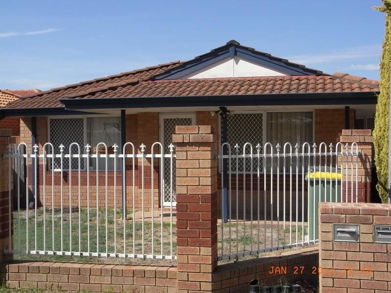 1/38 Woodloes Street, Cannington WA 6107