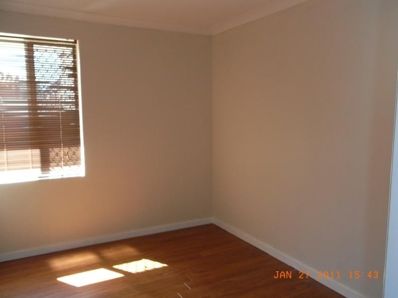 1/38 Woodloes Street, Cannington WA 6107