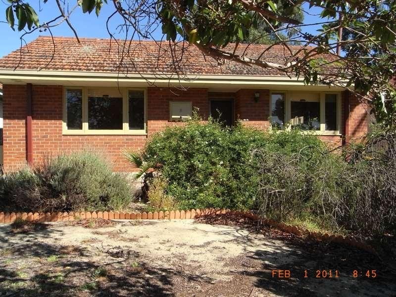 8 Susan Street, Kensington WA 6151