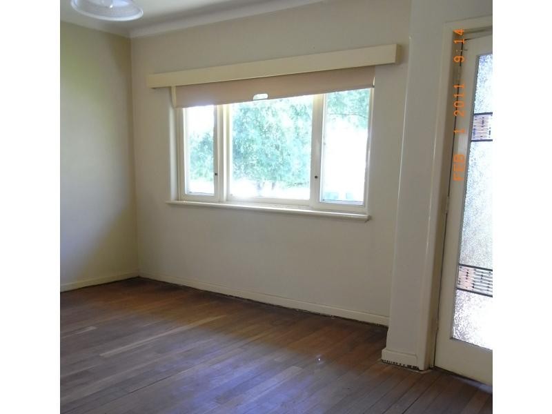 8 Susan Street, Kensington WA 6151